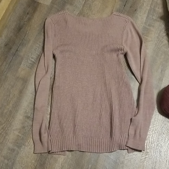 Knitted sweater with accent zippers - Picture 2 of 2